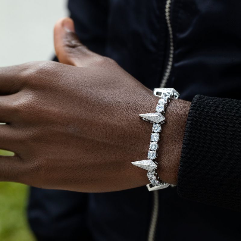 5mm Moissanite Fight Tooth and Claw Tennis Bracelet in White Gold