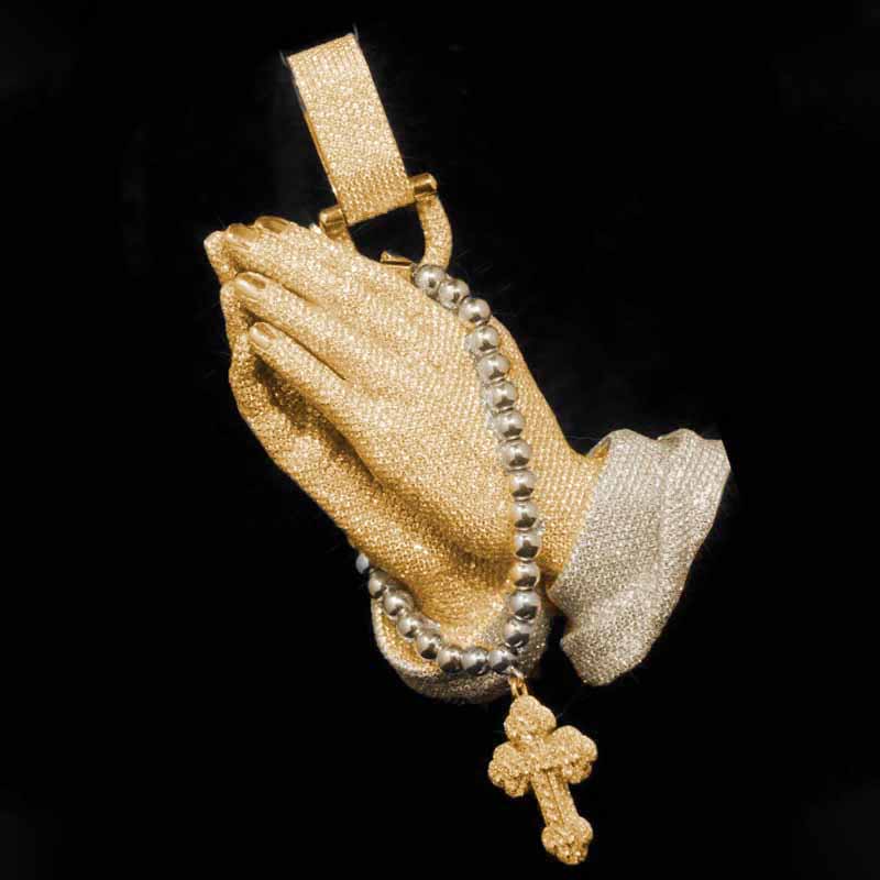 Street Style | Praying Hands Cross Pendant