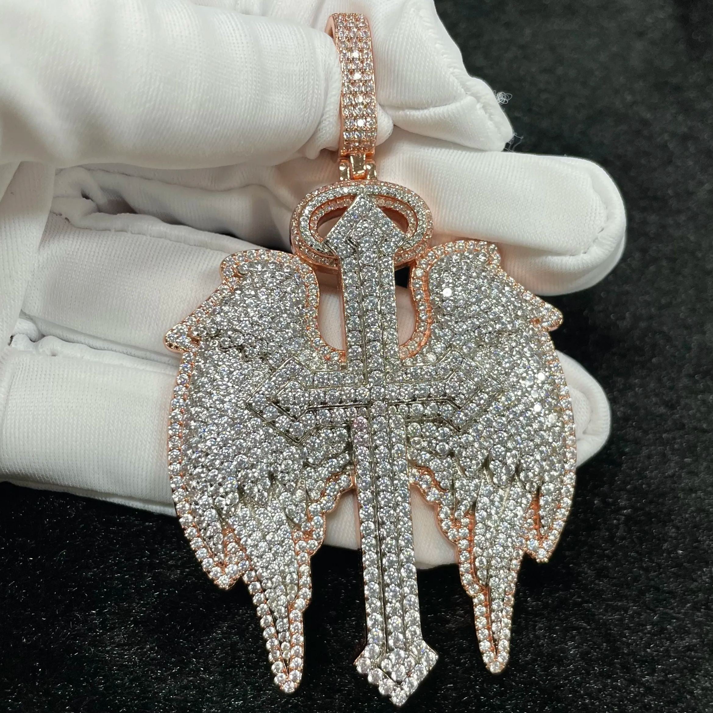 （In Stock）S925 Moissanite Cross Wings Pendant