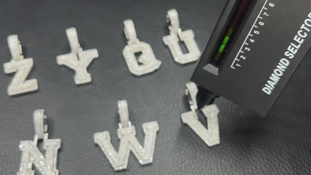 26 letters S925 silver inlaid moissanite custom pendant